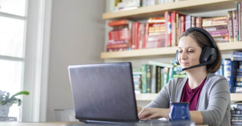 Image of a language teacher delivering a remote language lesson